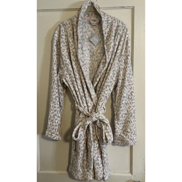 NWT Ulta Beauty Pink Gray Leopard Print Robe Women’s Size L/XL Soft Cozy Lounge - Picture 1 of 10